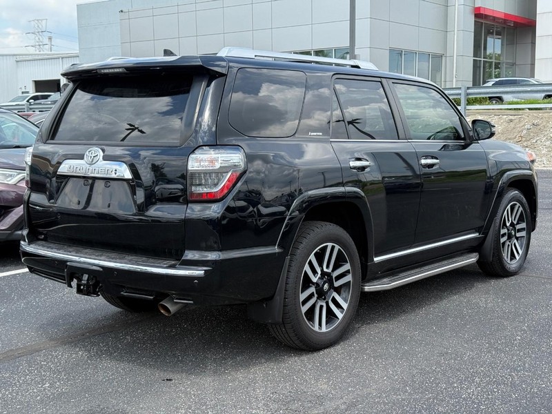 Toyota 4Runner Vehicle Image 03