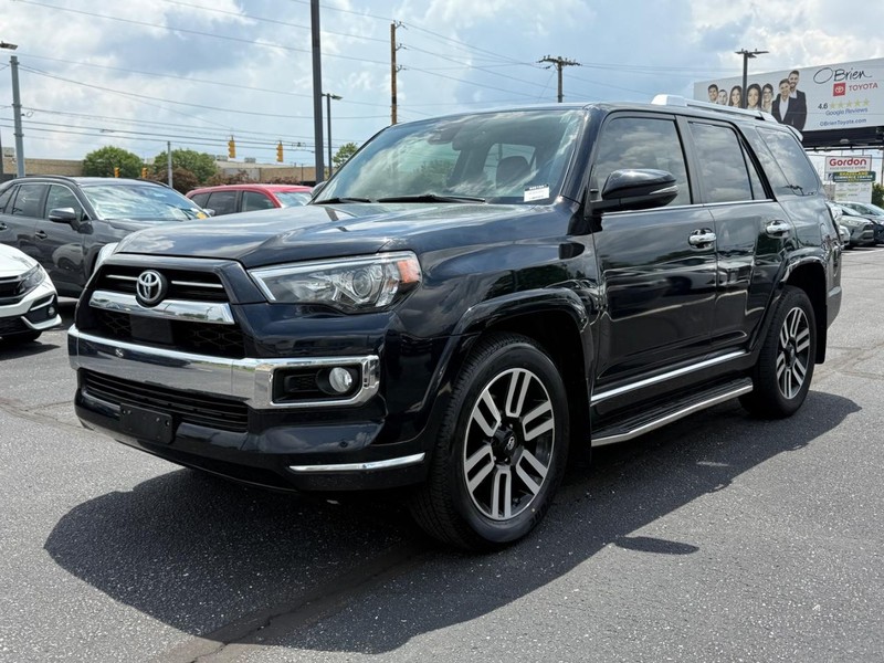 Toyota 4Runner Vehicle Image 09