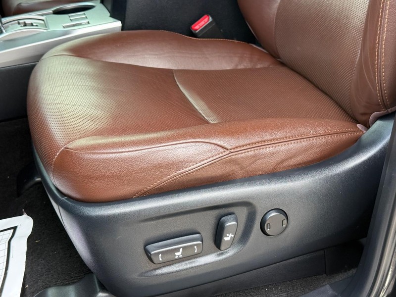Toyota 4Runner Vehicle Image 28