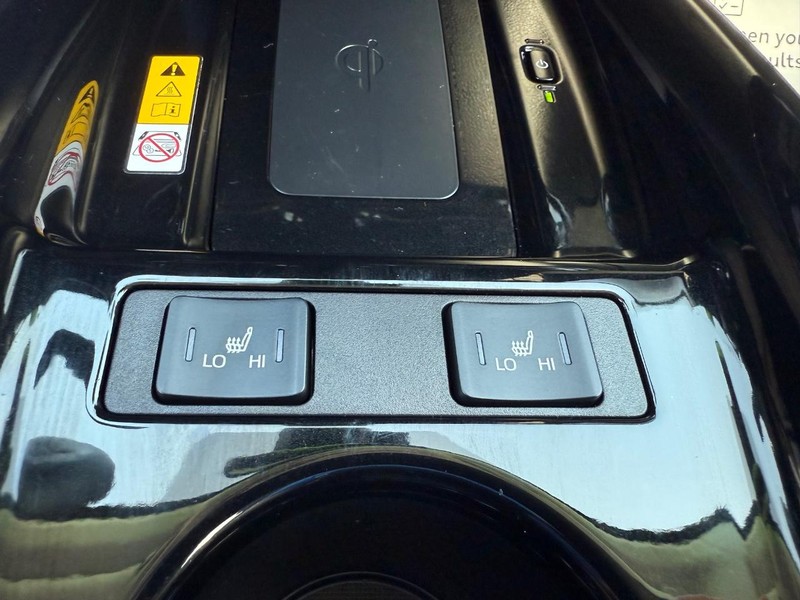 Toyota Prius Vehicle Image 17