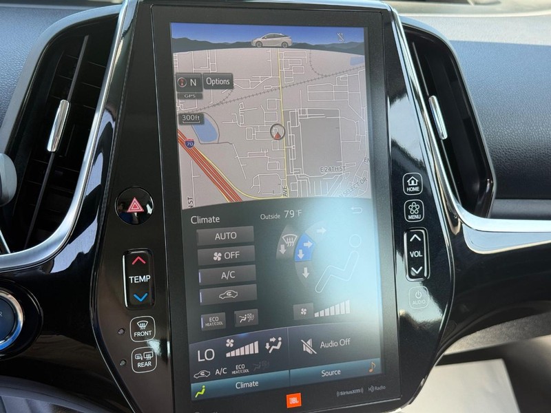 Toyota Prius Vehicle Image 18