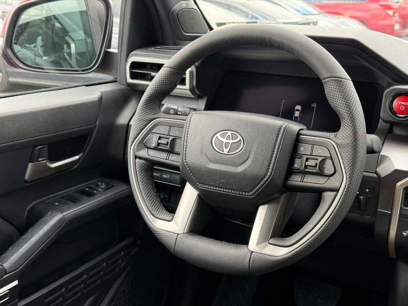 Toyota Tacoma 4WD Hybrid Vehicle Image 06