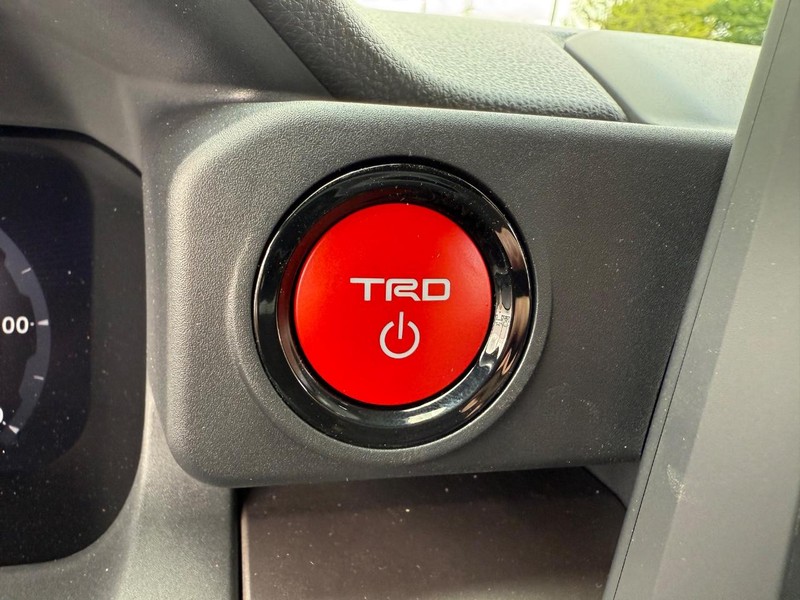Toyota Tacoma 4WD Hybrid Vehicle Image 09