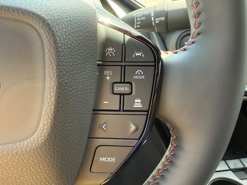Toyota Prius Plug-In Hybrid Vehicle Image 08