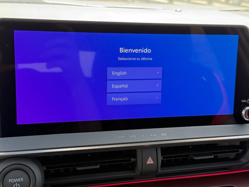 Toyota Prius Plug-In Hybrid Vehicle Image 11