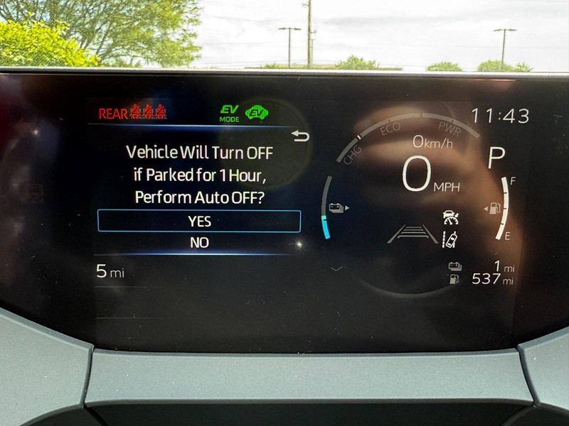 Toyota Prius Plug-In Hybrid Vehicle Image 16