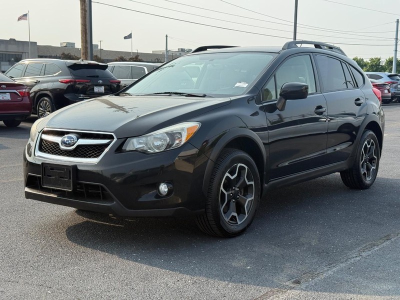 Subaru XV Crosstrek Vehicle Image 08