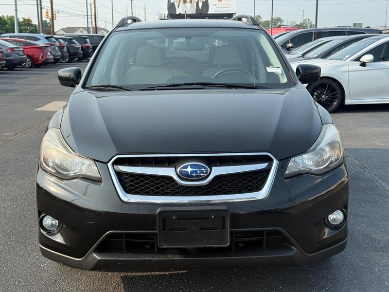 Subaru XV Crosstrek Vehicle Image 09