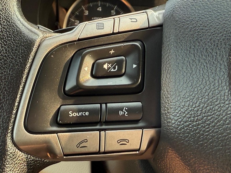Subaru XV Crosstrek Vehicle Image 13