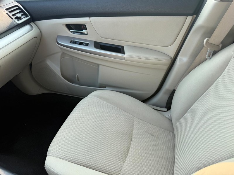 Subaru XV Crosstrek Vehicle Image 19