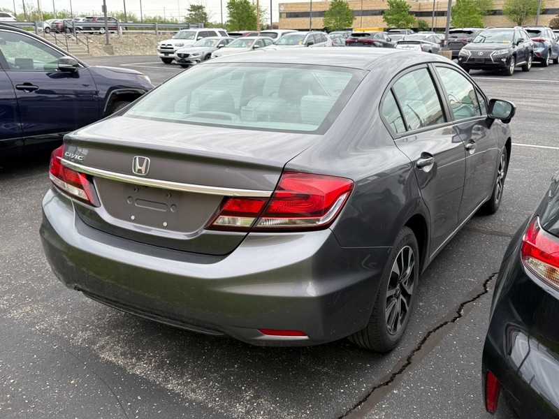 Honda Civic Sedan Vehicle Image 04