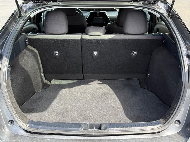 Toyota Prius Vehicle Image 07