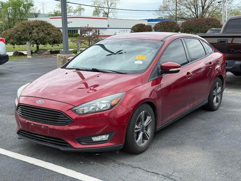 Ford Focus Vehicle Image 02