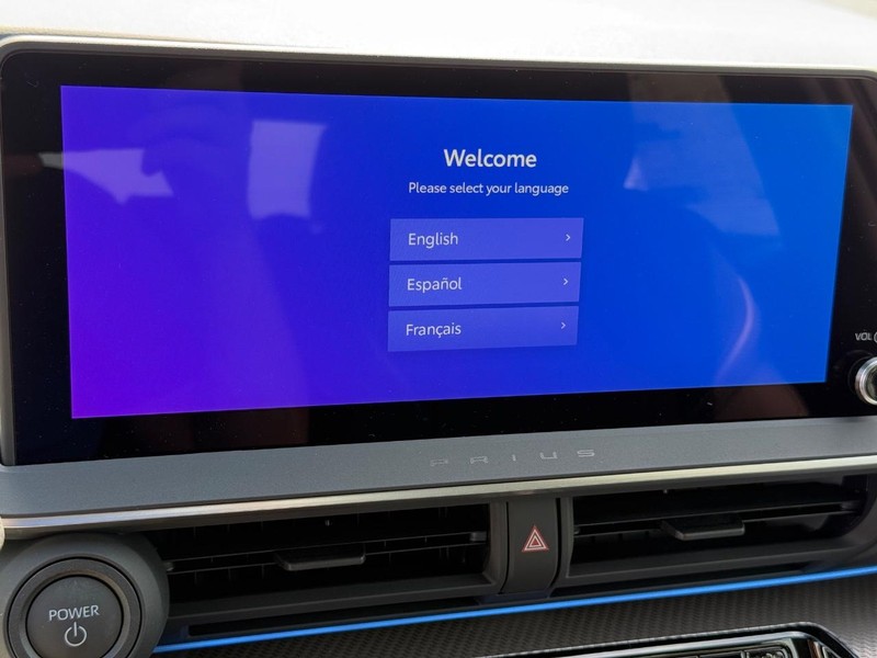 Toyota Prius Vehicle Image 12