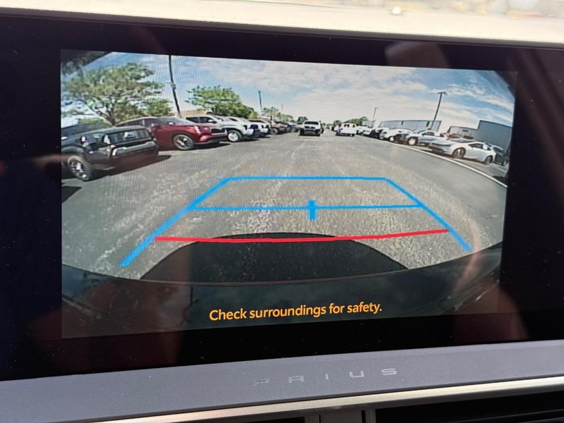 Toyota Prius Vehicle Image 13
