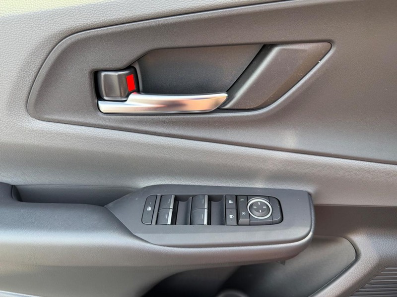 Toyota Prius Vehicle Image 19