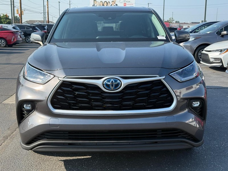 Toyota Highlander Hybrid Vehicle Image 09