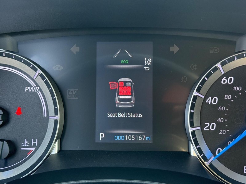 Toyota Highlander Hybrid Vehicle Image 24