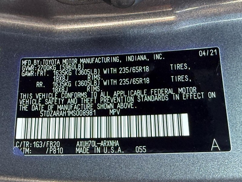 Toyota Highlander Hybrid Vehicle Image 28