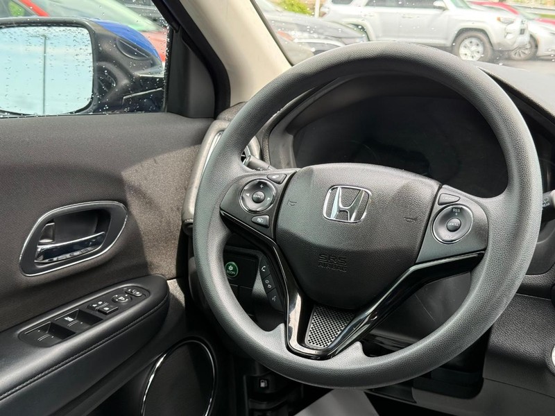 Honda HR-V Vehicle Image 13