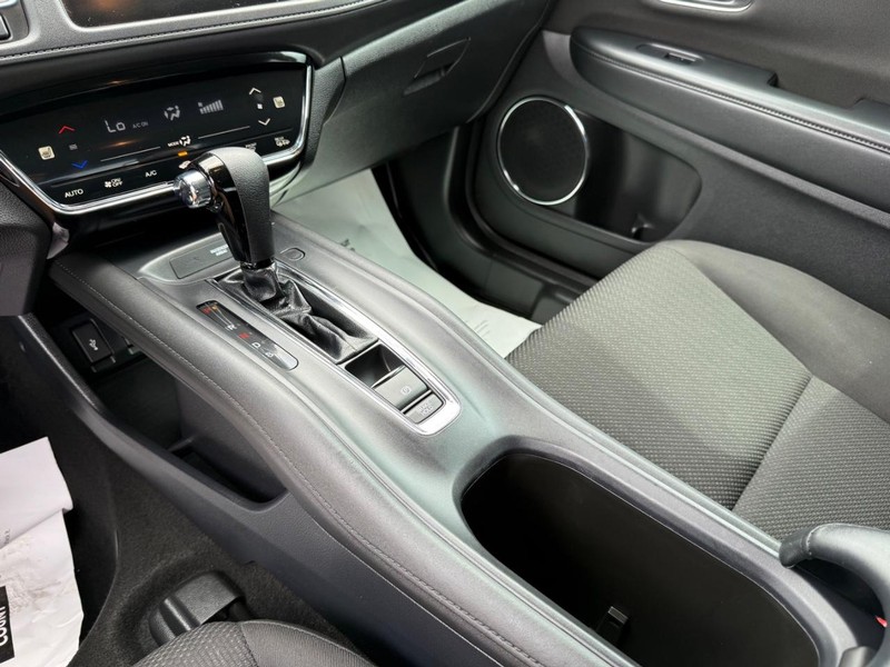Honda HR-V Vehicle Image 21