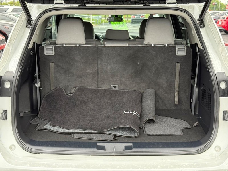 Toyota Highlander Hybrid Vehicle Image 07