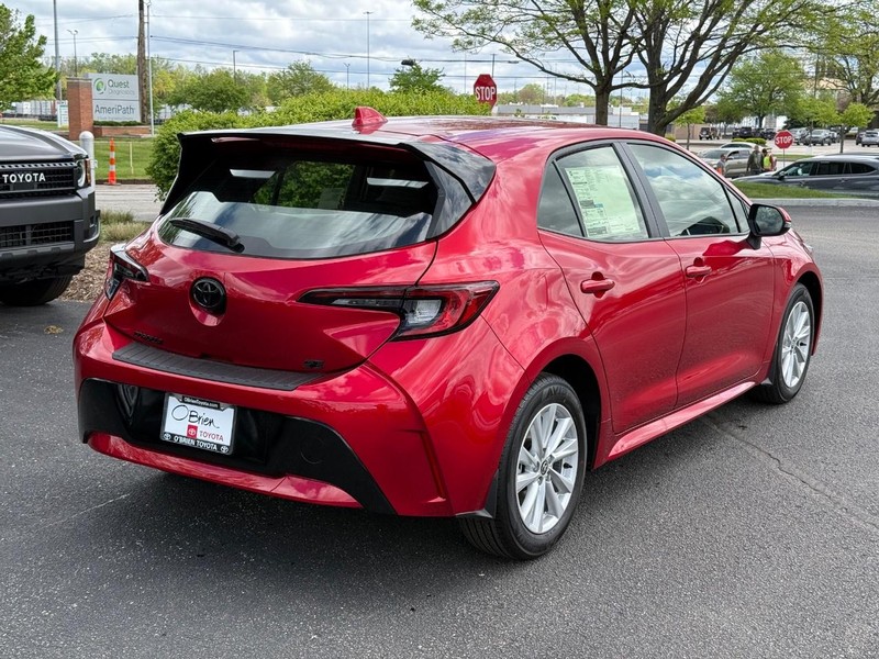Toyota Corolla Hatchback Vehicle Image 03