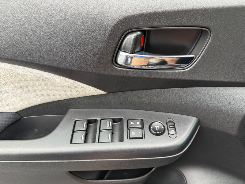 Honda CR-V Vehicle Image 25