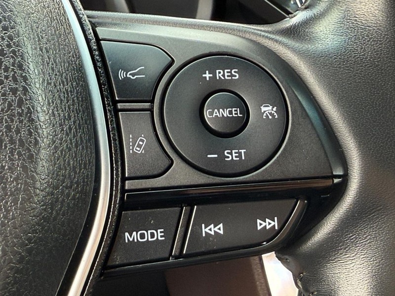 Toyota Venza Vehicle Image 14