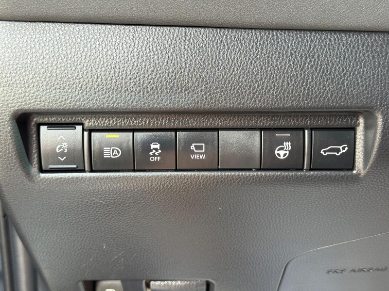 Toyota Venza Vehicle Image 23