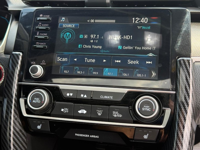 Honda Civic Coupe Vehicle Image 14