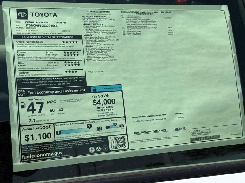Toyota Corolla Hybrid Vehicle Image 21