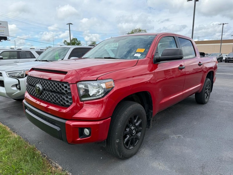 Toyota Tundra 4WD Vehicle Image 02