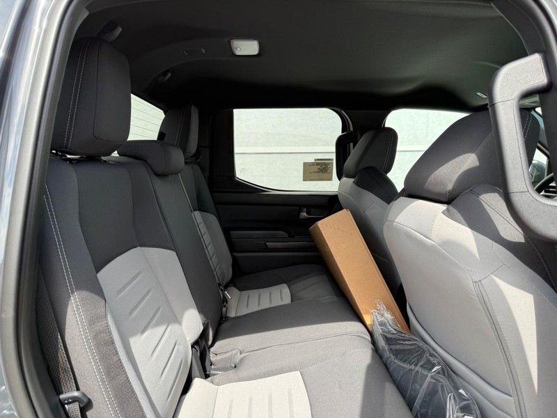 Toyota Tacoma 4WD Hybrid Vehicle Image 04