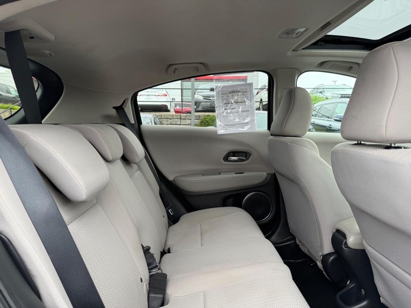 Honda HR-V Vehicle Image 10