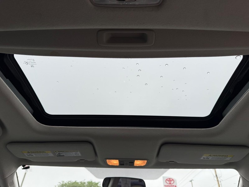 Honda HR-V Vehicle Image 11