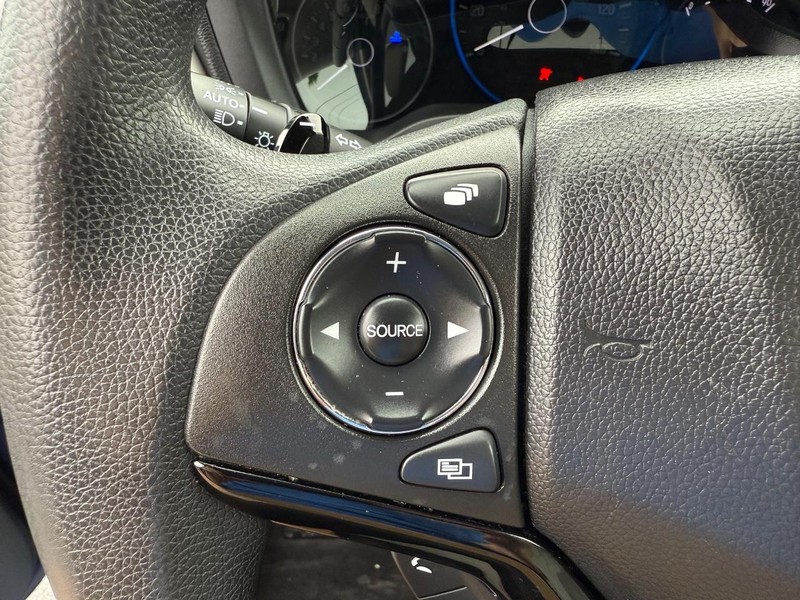 Honda HR-V Vehicle Image 14