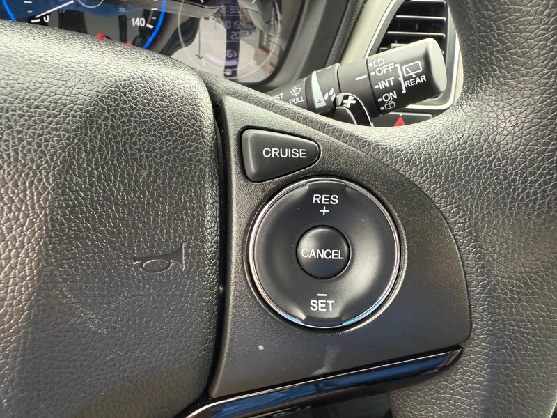Honda HR-V Vehicle Image 15