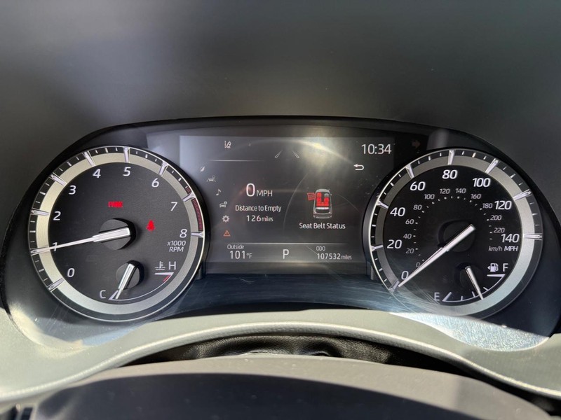 Toyota Highlander Vehicle Image 25