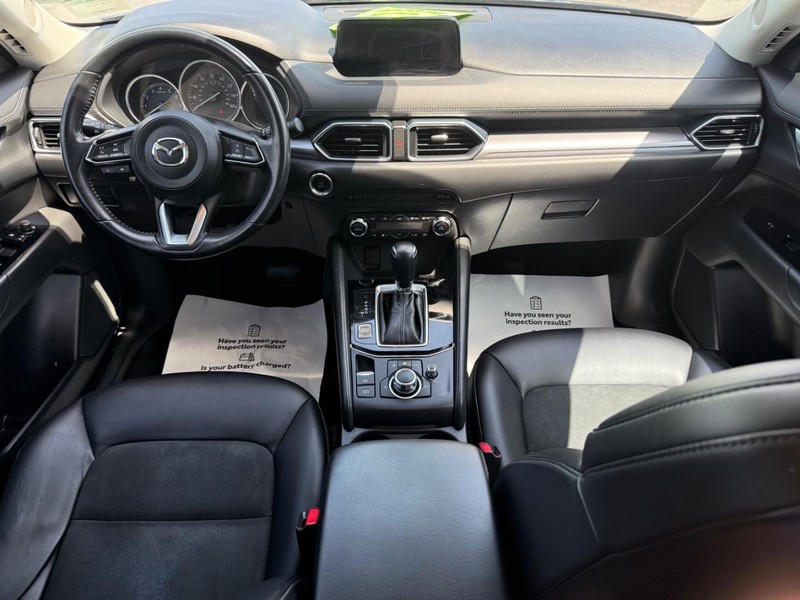 Mazda CX-5 Vehicle Image 11