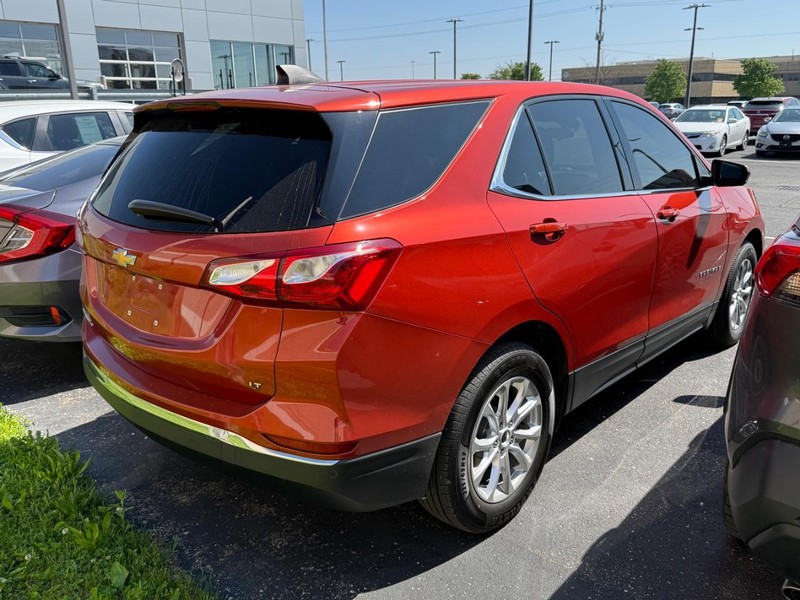 Chevrolet Equinox Vehicle Image 04