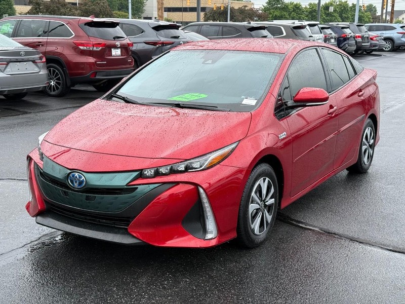 Toyota Prius Prime Vehicle Image 08