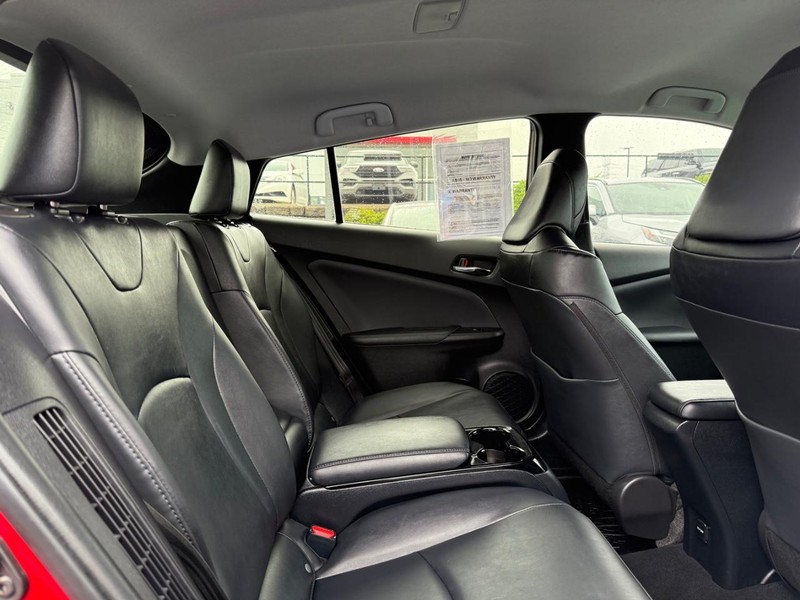 Toyota Prius Prime Vehicle Image 10
