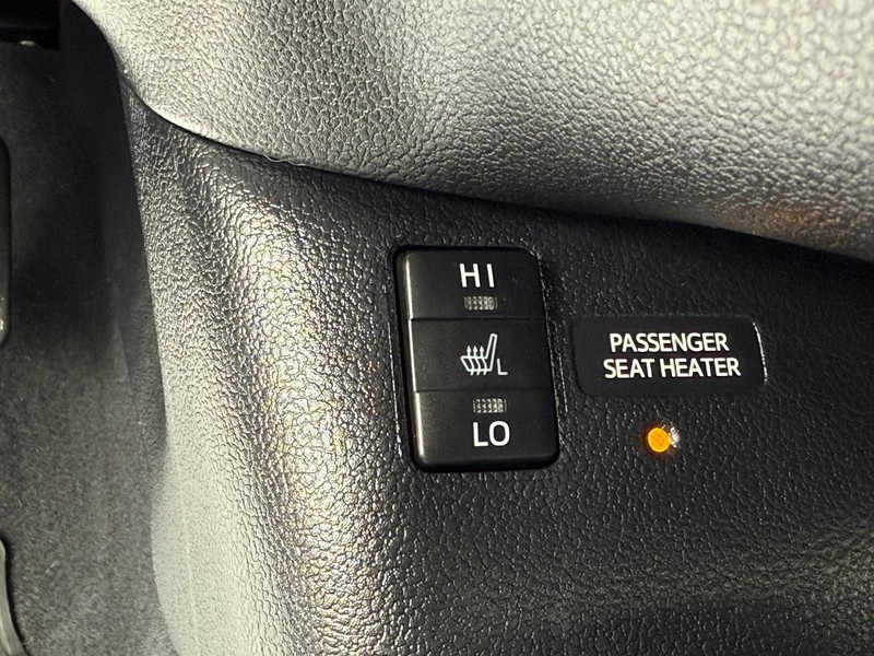 Toyota Prius Prime Vehicle Image 16