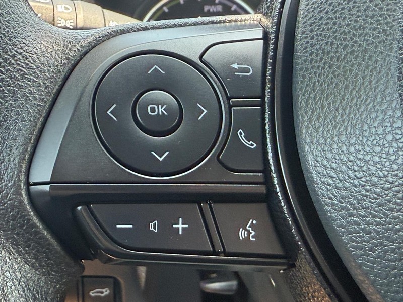 Toyota RAV4 Hybrid Vehicle Image 14
