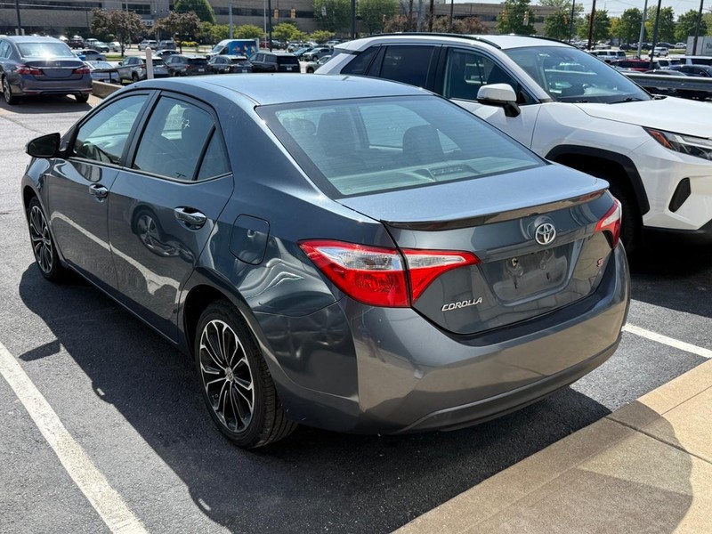 Toyota Corolla Vehicle Image 03