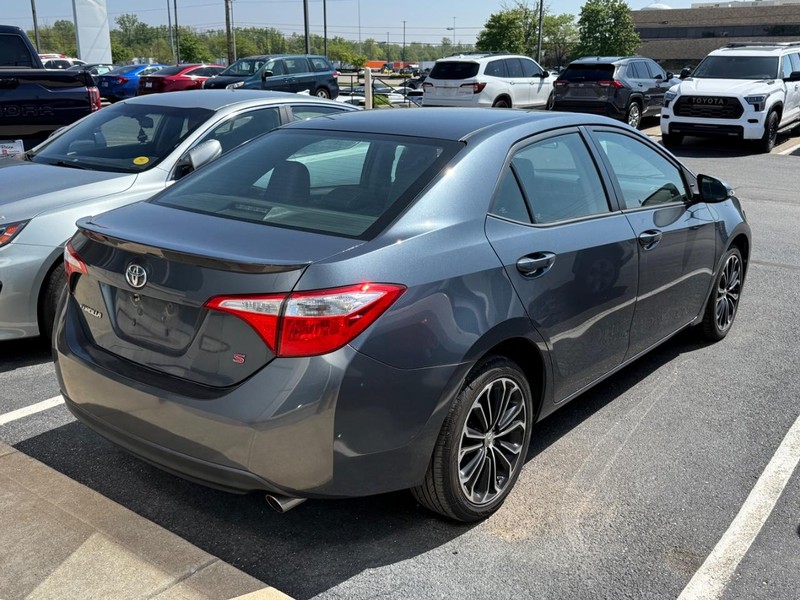 Toyota Corolla Vehicle Image 04