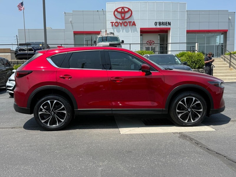 Mazda CX-5 Vehicle Image 02