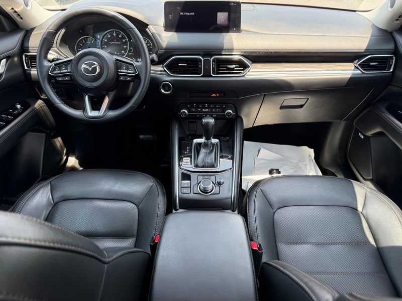 Mazda CX-5 Vehicle Image 12