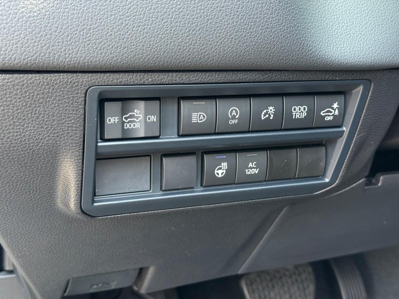 Toyota Tundra 4WD Vehicle Image 19